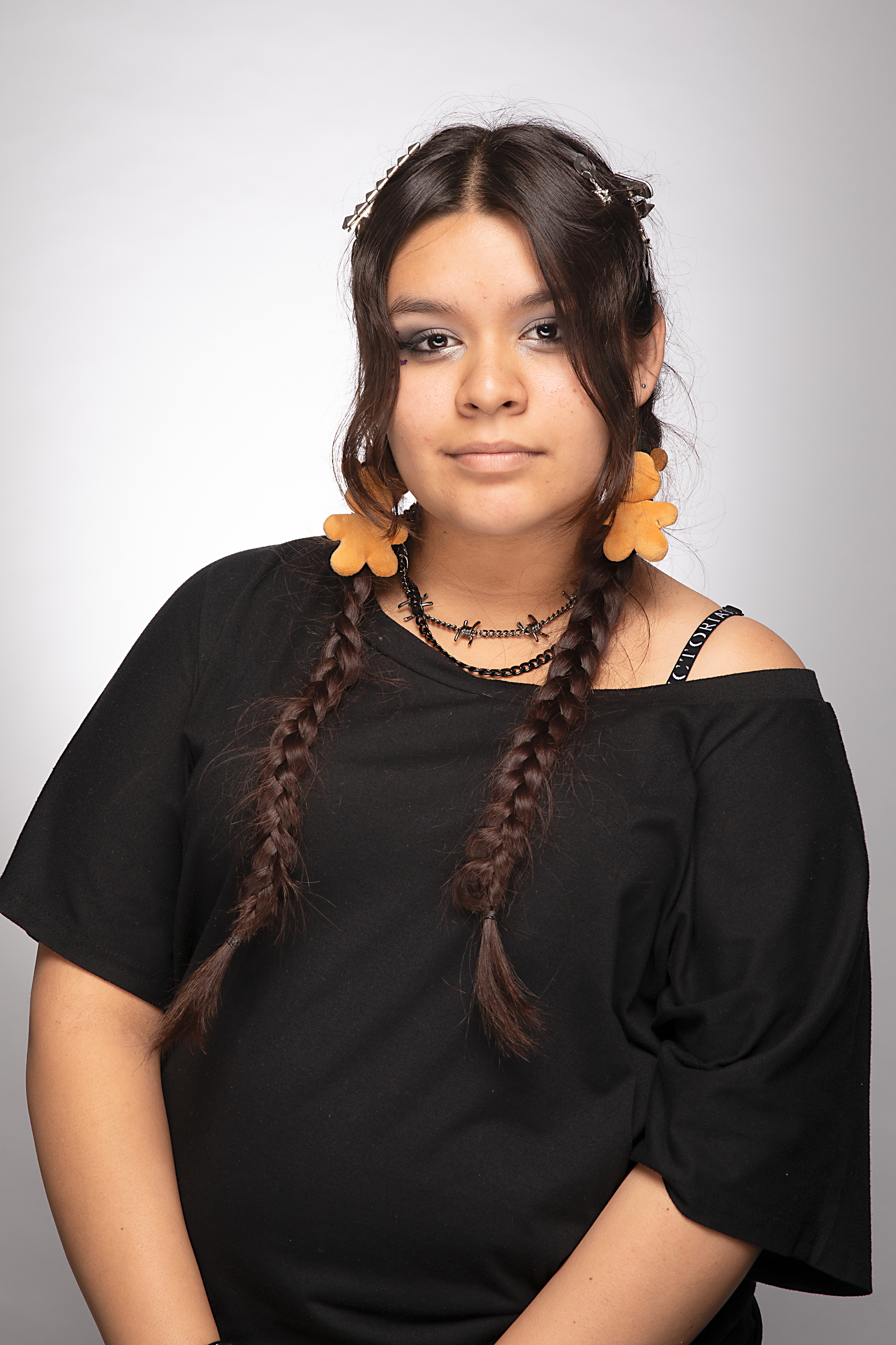 Alice Loaiz Espinoza '29, President